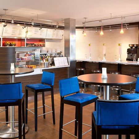 Готель Courtyard By Marriott Oakland Airport Екстер'єр фото